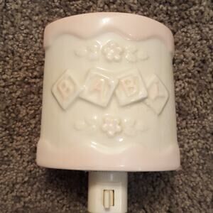 🔴3/$20 Russ Brand Ceramic Hand Painted Baby Nightlight
